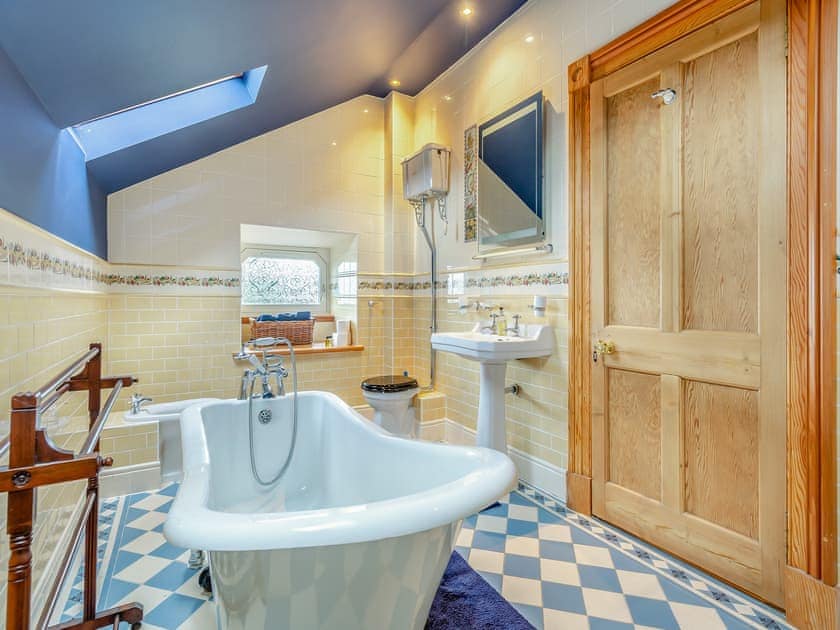 Bathroom | The Doune, Inverness