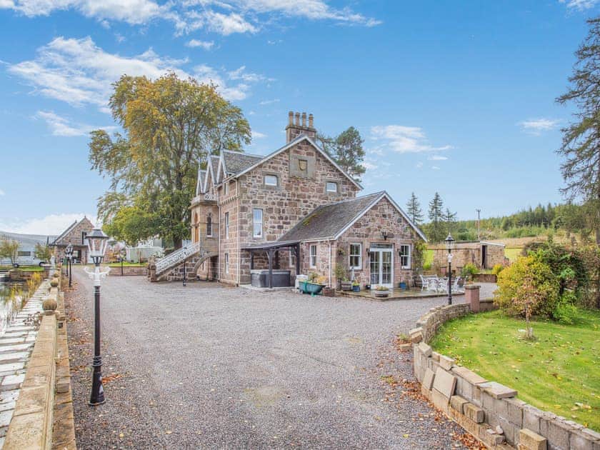 Exterior | The Doune, Inverness