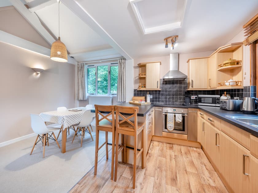 Kitchen | Acorn Cottage - Little Dunley Cottages, Bovey Tracey