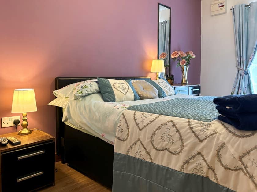 Double bedroom | Llwyn Rhedyn, Blaenau Ffestiniog