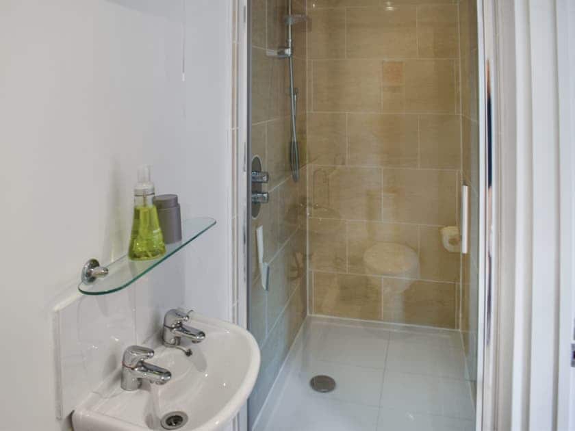 Bathroom | Hornbrook Dairy, Ashford