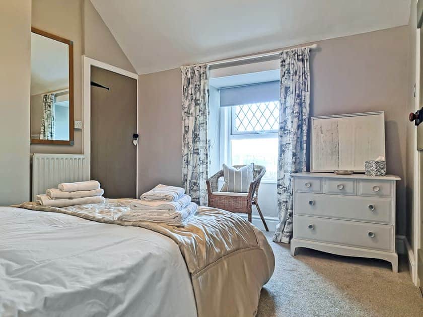 Double bedroom | Hawthorn Cottage, Southerness near Dumfries