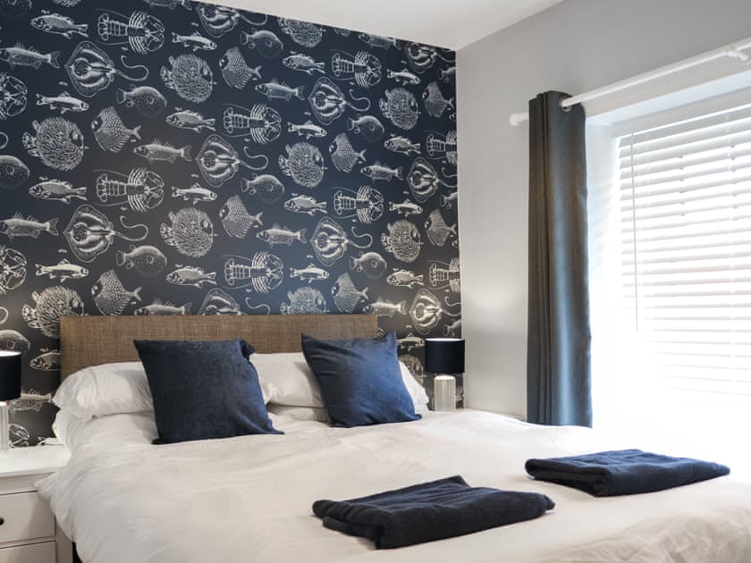 Double bedroom | The White Anchor - White Cottages, Newborough 