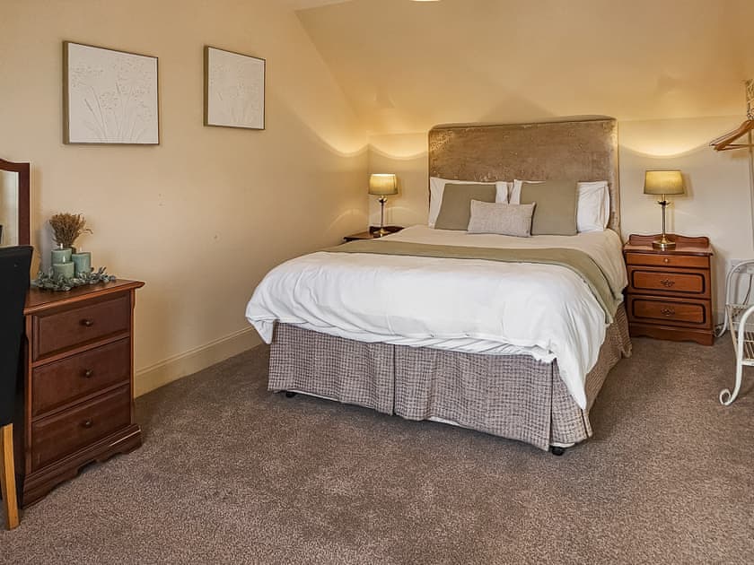 Double bedroom | Balmore Farmhouse, Scaniport, near Inverness