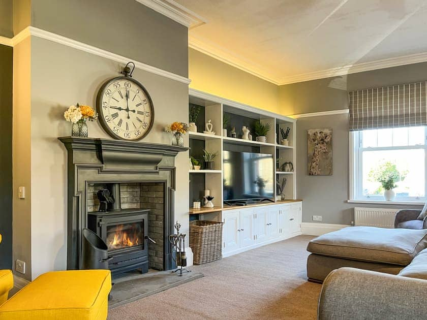 Living area | Cracken Cottage - The Green, Chinley