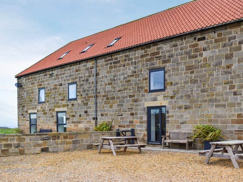 Exterior | Oak Cottage - The Granary Cottages, Whitby