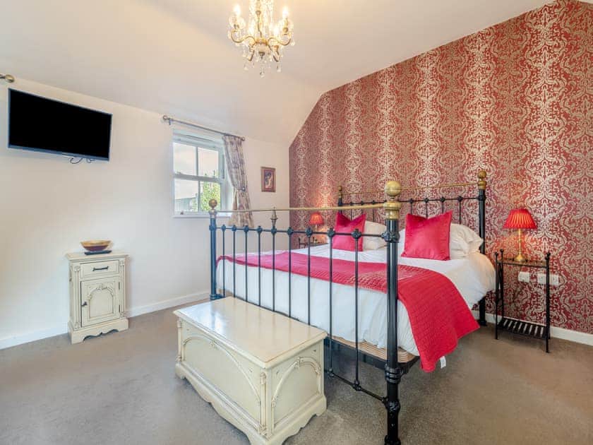 Double bedroom | The Parlour - Bedborough Farm Cottages, Wimborne