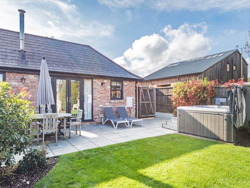 Exterior | The Old Dairy - Bedborough Farm Cottages, Wimborne