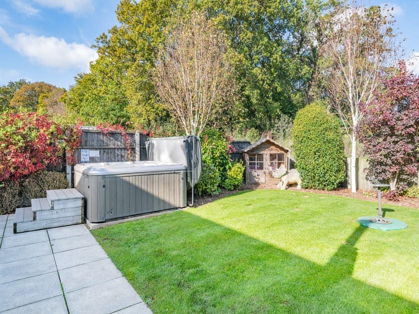 Garden | The Old Dairy - Bedborough Farm Cottages, Wimborne