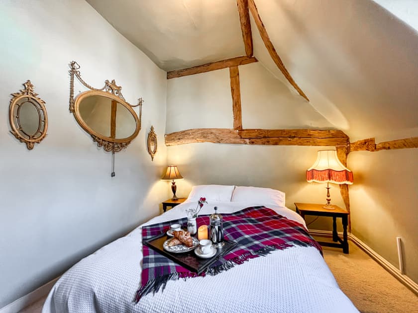 Double bedroom | Basket Makers, Henley-on-Thames