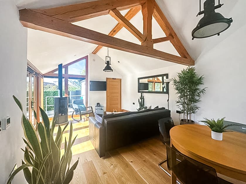 Open plan living space | The Oaks, Llangollen