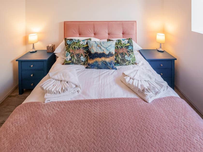 Double bedroom | Fantasia - Mirrorbrook, Cradley, near Malvern