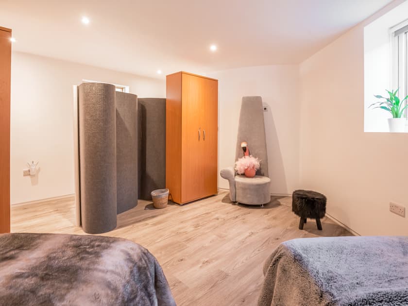Twin bedroom | Fantasia - Mirrorbrook, Cradley, near Malvern