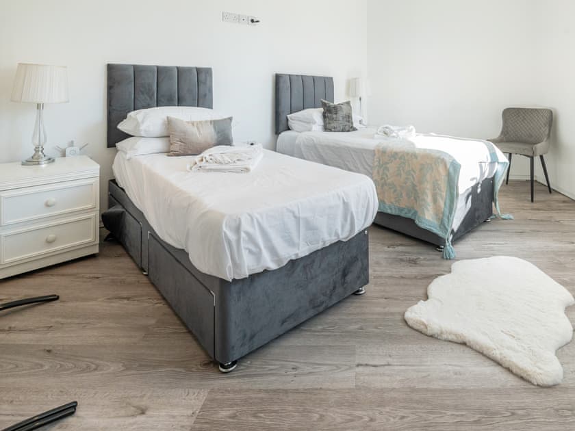 Twin bedroom | Fantasia - Mirrorbrook, Cradley, near Malvern