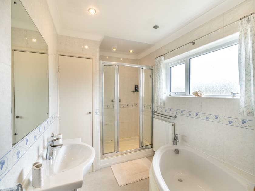 Bathroom | Kempton House, Lincoln