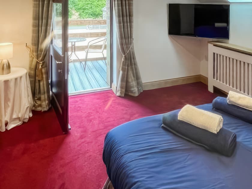 Double bedroom | Stewards Granary - East Learmouth Farmstays, Berwick-upon-Tweed