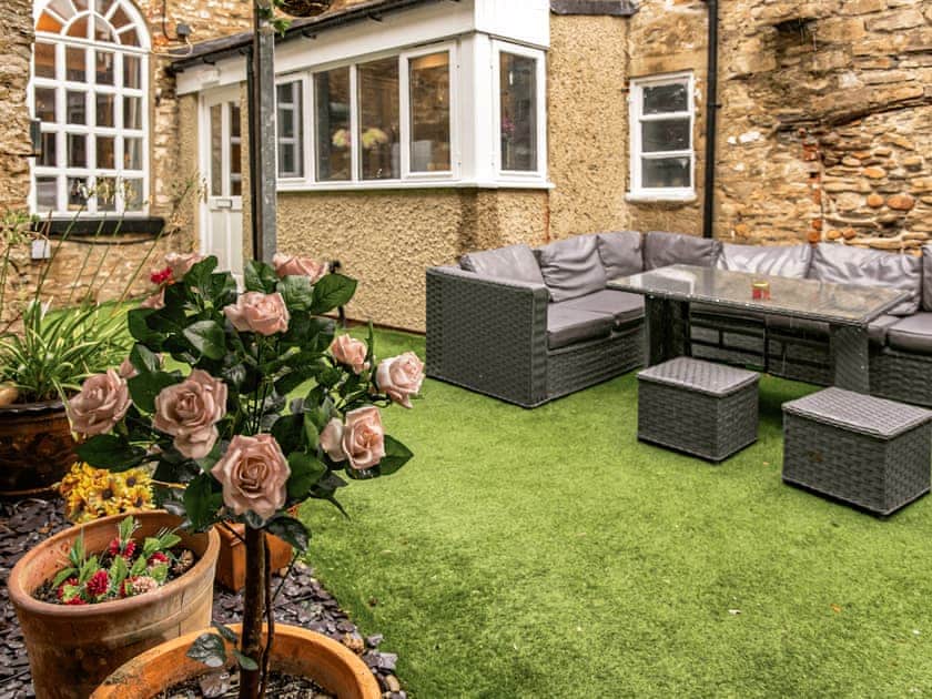 Patio | Rosedale, Richmond