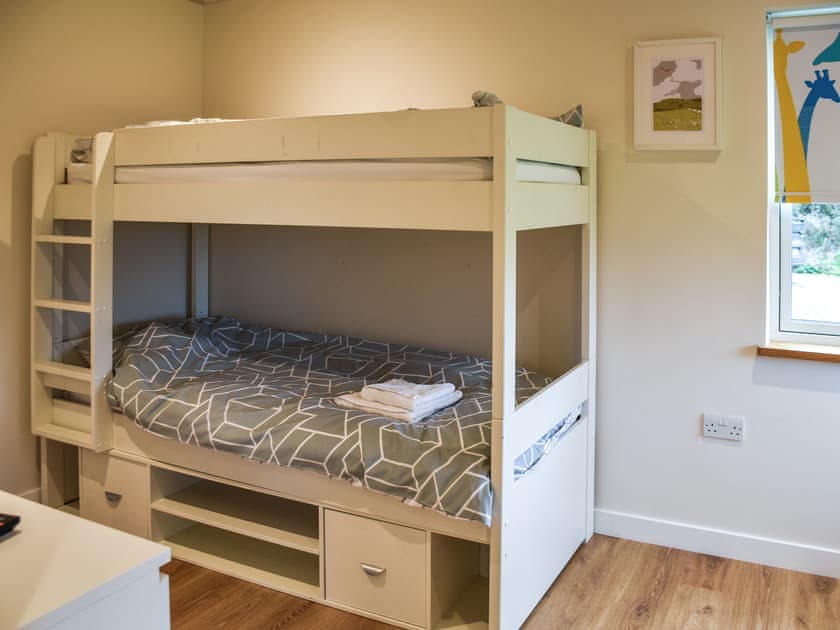 Bunk bedroom | Chestnut Cottage, Great Yarmouth