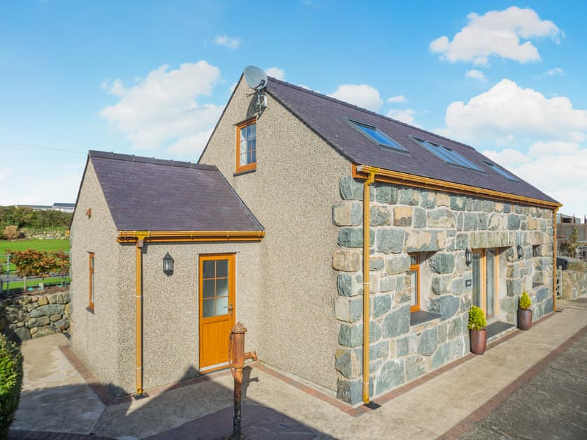 Exterior | Deri - Parc Wernol Cottages, Chwilog, near Pwllheli