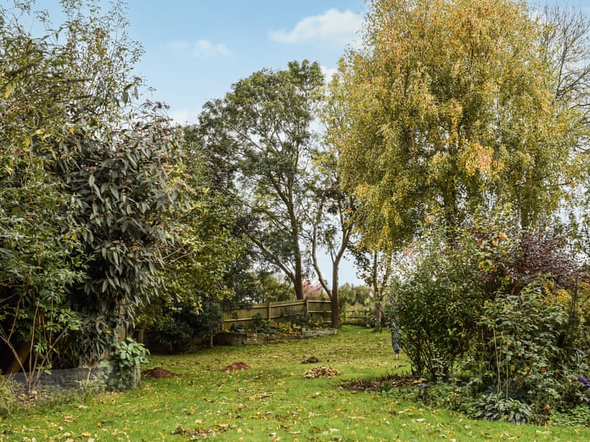 Exterior | Brooklands Farm Cottage, Biggleswade