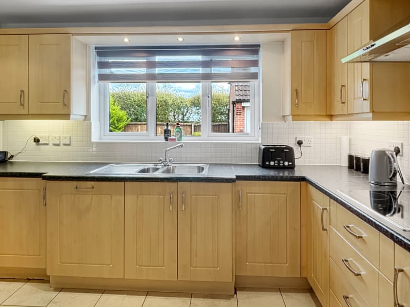 Kitchen | Amaya Eight, Newark