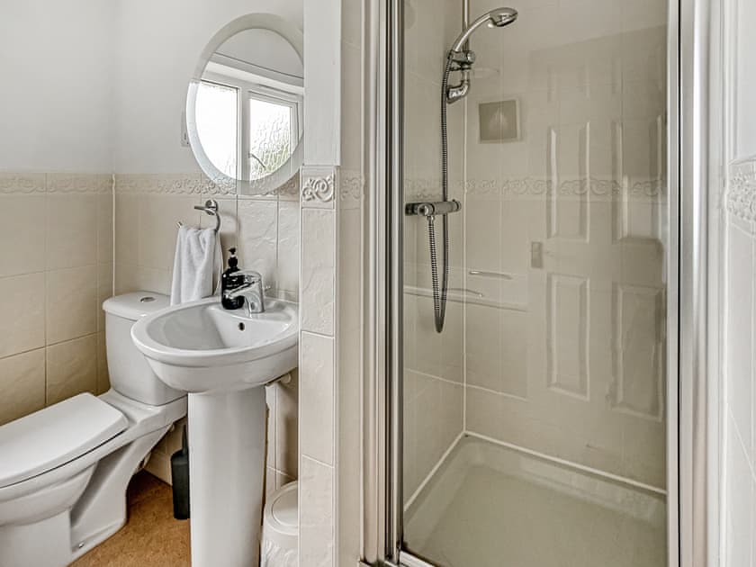 Bathroom | Amaya Eight, Newark