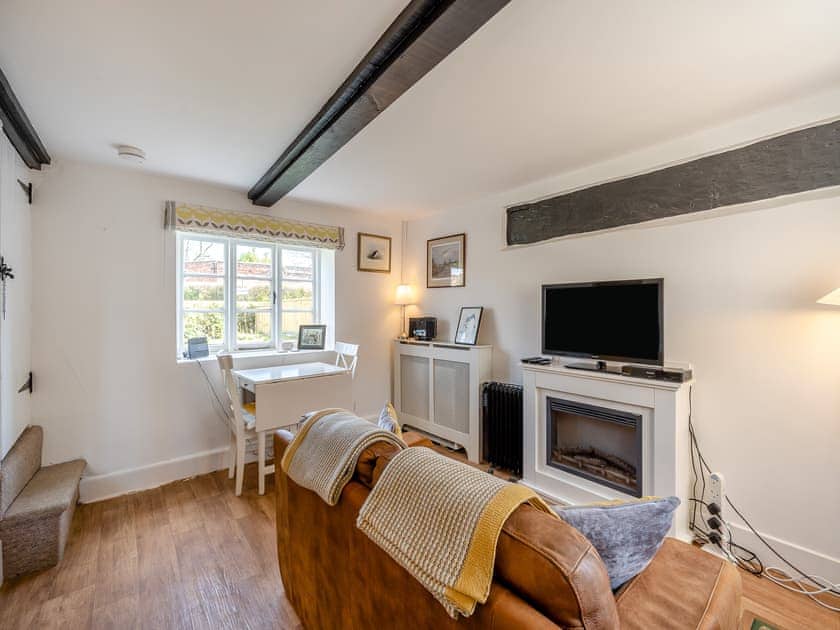 Living room/dining room | No 18 - Sturminster Retreats, Sturminster Newton