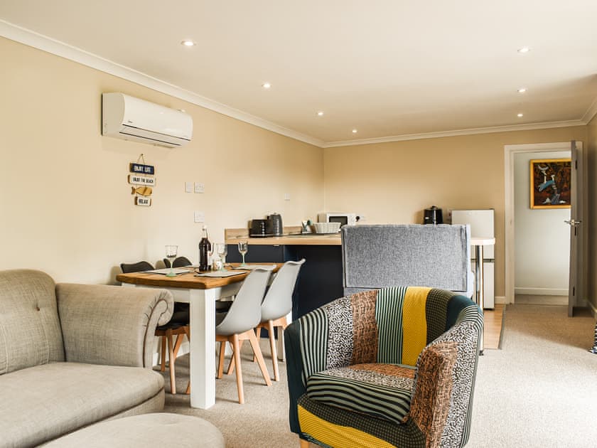 Open plan living space | The Stables, Woodlands