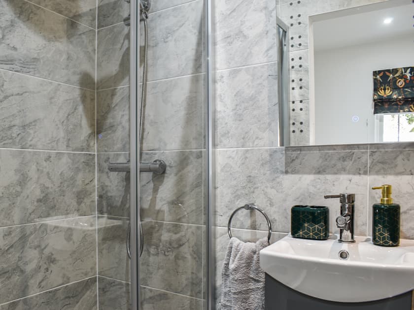 Bathroom | The Stables, Woodlands