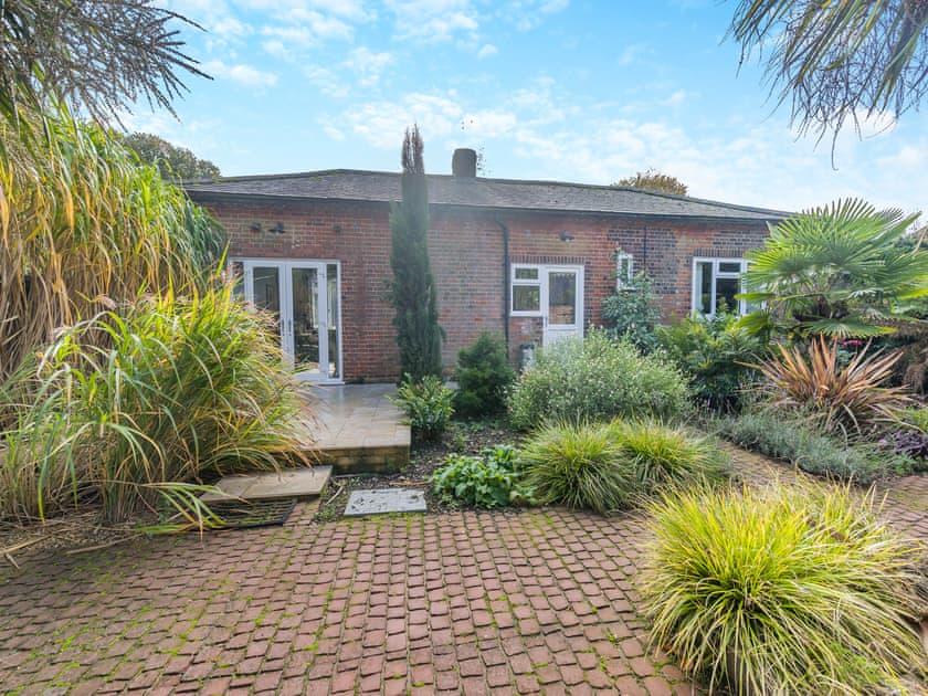 Exterior | Blofield Cottage - Blofield Stays, Norwich