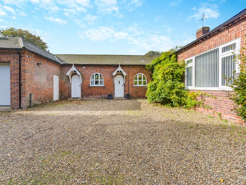 Exterior | Blofield Cottage - Blofield Stays, Norwich
