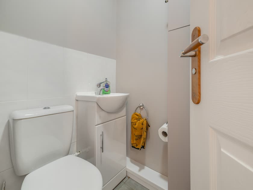 Bathroom | George Lodge - Birchdale Lodges & Alpaca’s, Norton Disney, near Lincoln