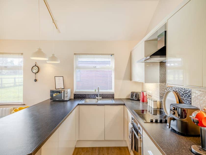 Open plan living space | Winston Lodge - Birchdale Lodges & Alpaca’s, Norton Disney, near Lincoln