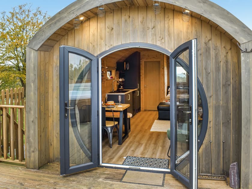 Exterior | Machlud Haul - Blaenplwyf Shire Pods, Lampeter Cambrian mountains
