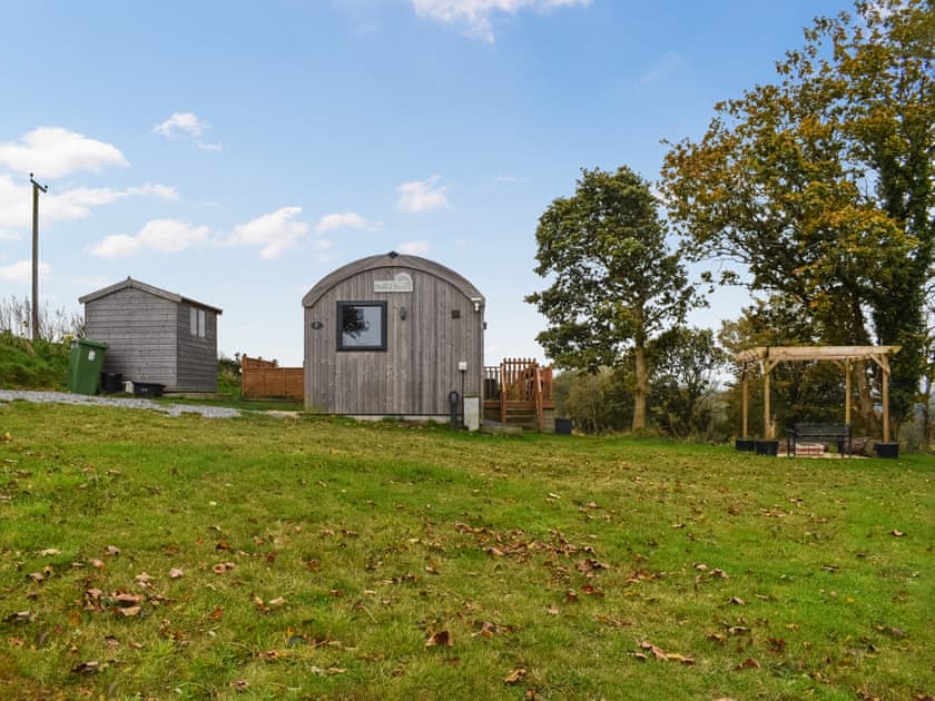 Exterior | Machlud Haul - Blaenplwyf Shire Pods, Lampeter Cambrian mountains