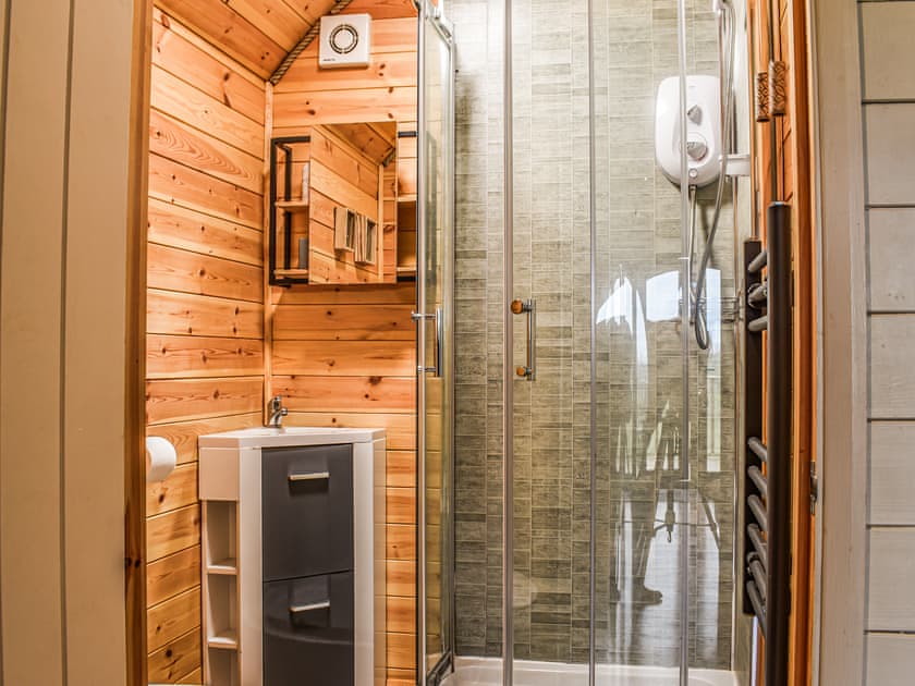 Bathroom | Haul Y Bore - Blaenplwyf Shire Pods, Lampeter Cambrian mountains