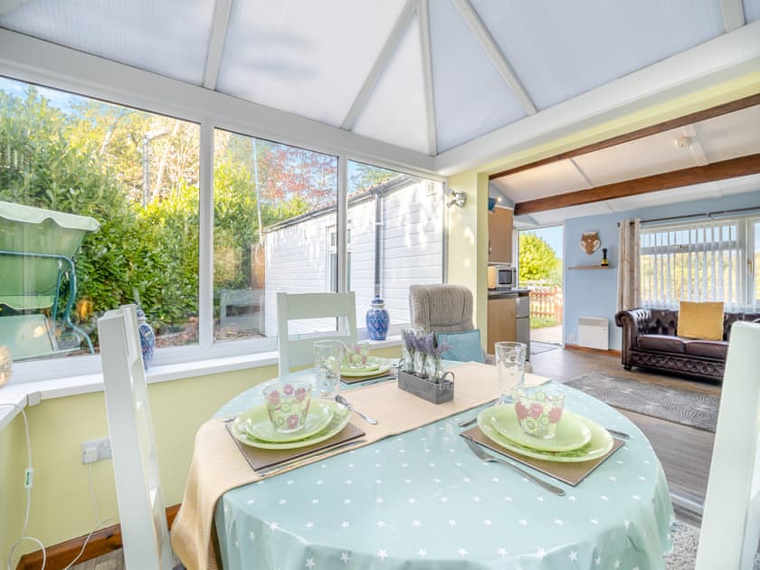 Delightful open plan living space | The Timothy Suite - Birchdale Lodges & Alpaca’s, Norton Disney, near Lincoln