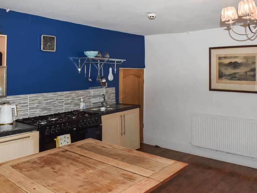 Kitchen | The Kings 1 - Kings Apartments, Denbigh