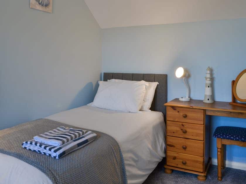Twin bedroom | Memory Lane, Flamborough