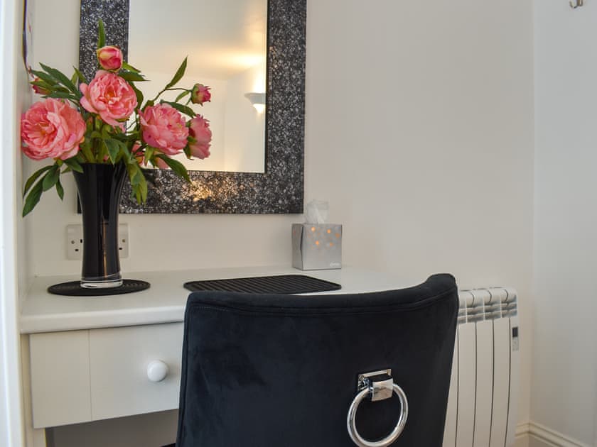 Interior | Harbour Reach, Mevagissey