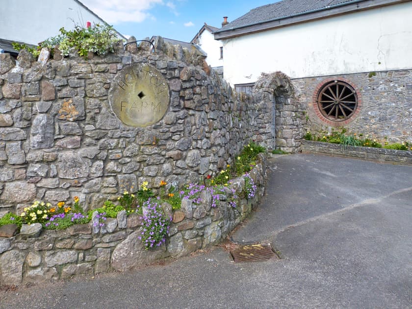 Outdoor | Horton Farm House, Horton, near Gower