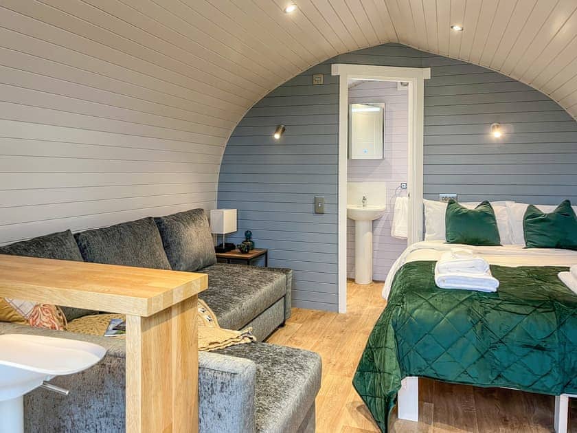 Living area | Coo Pod - Newton Of Inshewan Farm Pods, Forfar
