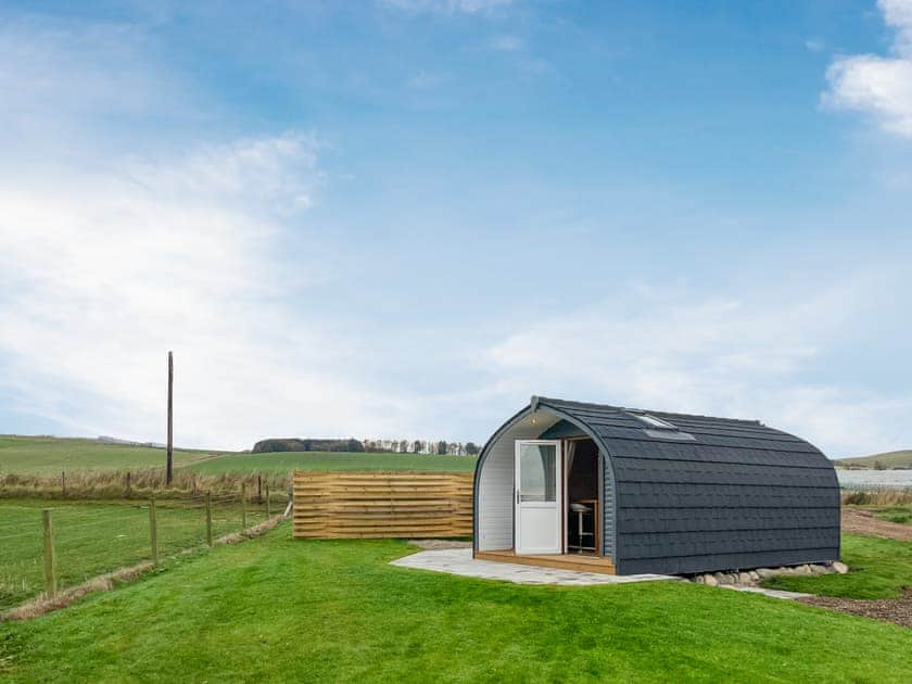 Exterior | Uuu Pod - Newton Of Inshewan Farm Pods, Forfar