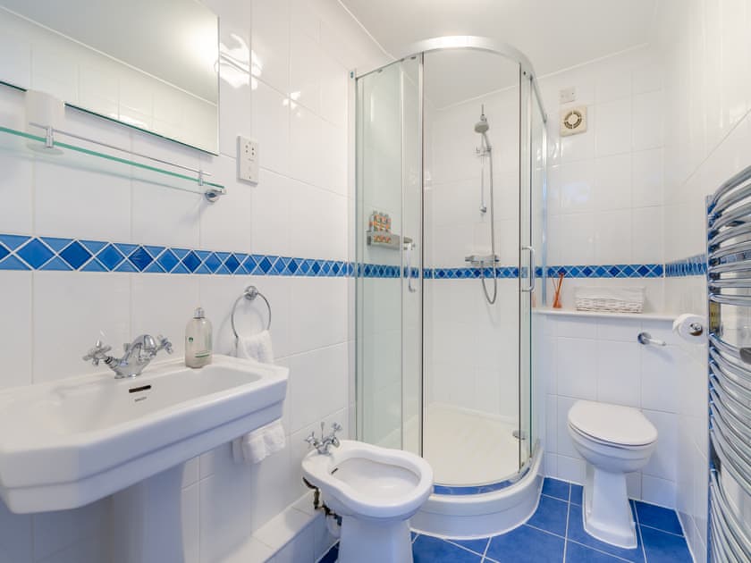 Bathroom | Stablehurst Cottage, East Grinstead