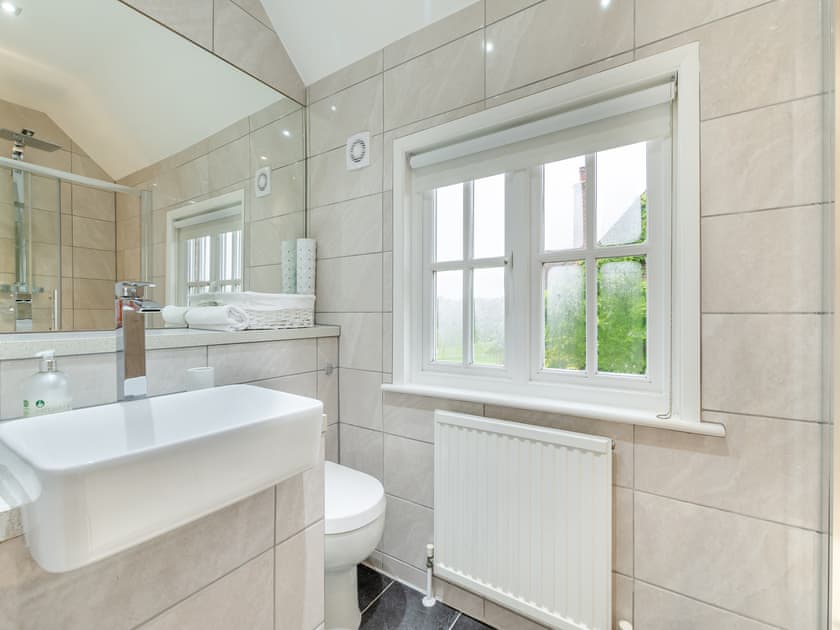 Bathroom | Stablehurst Cottage, East Grinstead