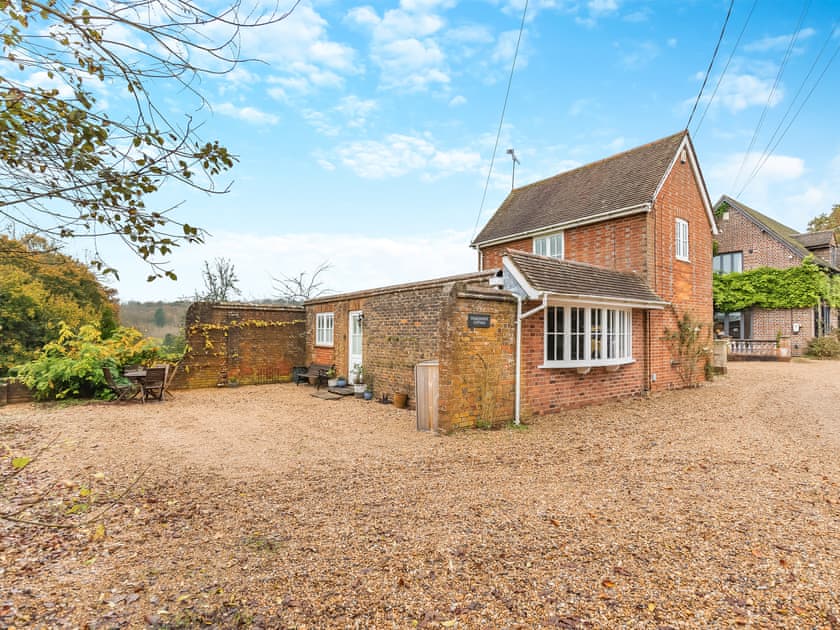 Exterior | Stablehurst Cottage, East Grinstead