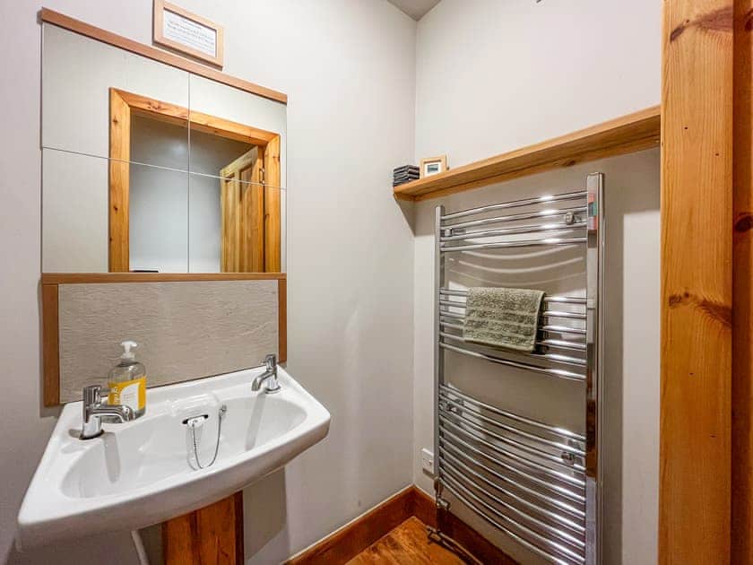 WC | Farmtoun Cottage, Forfar