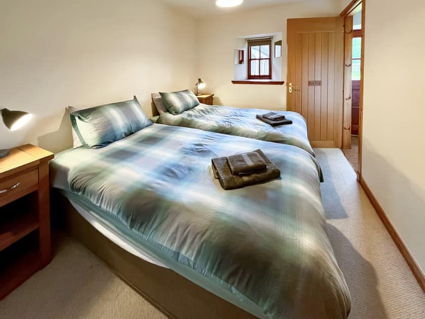 Twin bedroom | Farmtoun Cottage, Forfar