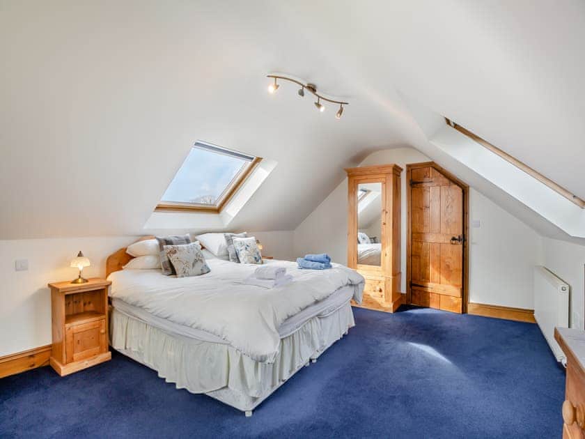 Double bedroom | Daflod - Parc Wernol Cottages, Chwilog, near Pwllheli