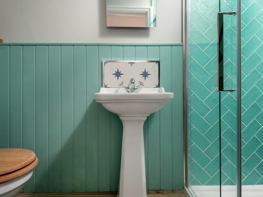 Bathroom | Hall Cottage, Gresham, near Sheringham